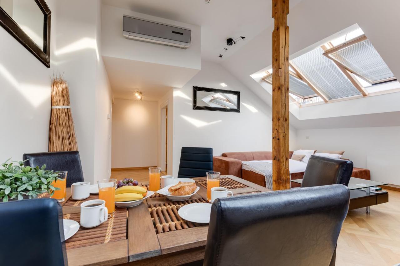 Jt'S Apartments Bilkova Str. ปราก ภายนอก รูปภาพ