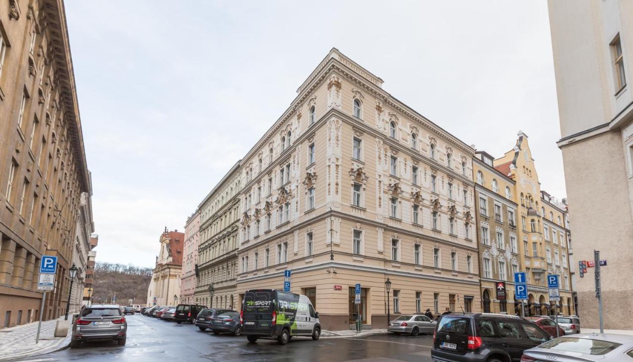 Jt'S Apartments Bilkova Str. ปราก ภายนอก รูปภาพ